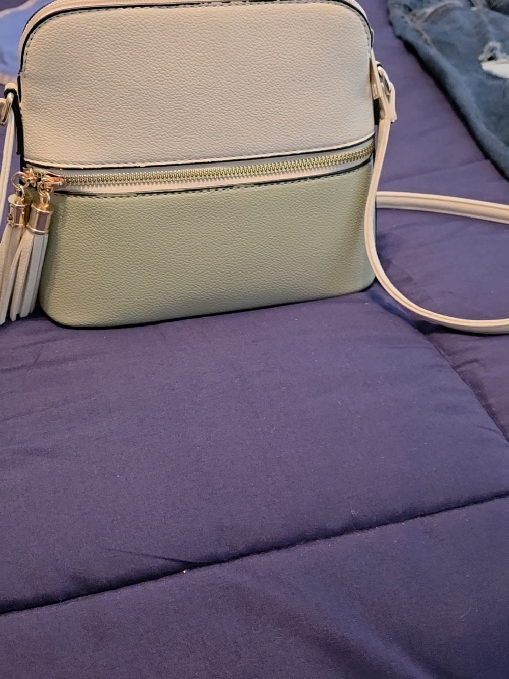 Women’s Two-Tone Crossbody Bag in Cream and Light Green